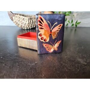 Vintage Japanese Wheat Straw Marquetry Butterfly Trinket Box Purple Red Lining